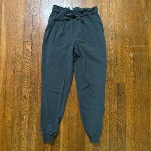 Lululemon Keep Moving Jogger